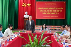 Thứ trưởng Thường trực Giáo dục và Đào tạo Phạm Ngọc Thưởng phát biểu tại buổi làm việc.