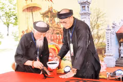 Hoạt động tại Lễ hội đền Tống Trân, tỉnh Hưng Yên.