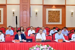 Tổng Bí thư Tô Lâm và các đồng chí lãnh đạo Đảng, Nhà nước làm việc với Ban Thường vụ Thành ủy Thành phố Hồ Chí Minh. (Ảnh: ĐĂNG KHOA)