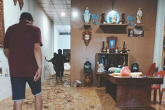 Mưa lớn gây sạt lở, bùn đất tràn vào nhà dân vào rạng sáng 3/11 tại thôn Thạnh Mỹ 2.