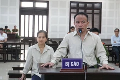 Hai bị cáo tại phiên tòa. (Ảnh: DC)