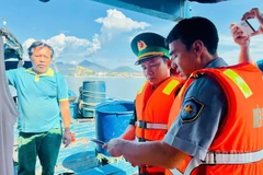 Mục tiêu của đợt ra quân này là gỡ bỏ cảnh báo “thẻ vàng” của Ủy ban châu Âu (EC) trong đợt thanh tra lần thứ 5. (Ảnh: ĐÌNH TĂNG)