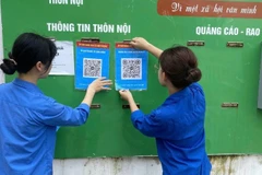 Đoàn Thanh niên xã Hoài Đức công khai nhóm zalo chuyển đổi số cộng đồng và nhóm zalo chính quyền điện tử trên các bảng tin của địa phương. 
