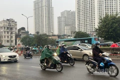 Dự báo khu vực Hà Nội sáng có mưa, mưa rào, trời rét. (Ảnh minh họa: Đ.T)