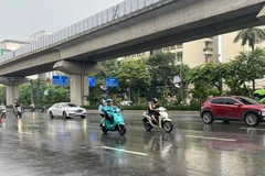 Khu vực Hà Nội dự báo từ tối 14/10 đến hết ngày 15/10 có mưa rào và dông (Ảnh minh họa: Đ.T)