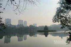 Dự báo khu vực Hà Nội sáng sớm và đêm trời rét. (Ảnh minh họa: Đ.T)