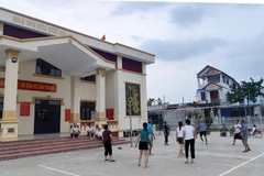 Người dân thôn Sơn Hải, xã Trung Sơn (thị xã Việt Yên) tham gia các hoạt động thể dục, thể thao. (Ảnh Mạc Yến)