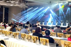 Thứ trưởng Văn hóa, Thể thao và Du lịch Tạ Quang Đông làm việc với các tiểu ban. 