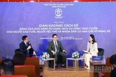 Các diễn giả chuyên gia trao đổi tại hội thảo. (Ảnh: PV)