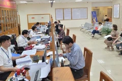 Sắp có quy định về chế độ, chính sách với người hoạt động không chuyên trách ở thôn, tổ dân phố
