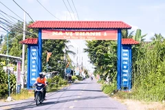 Thành phố Cần Thơ chú trọng đầu tư phát triển mạng lưới giao thông nông thôn.