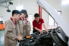Nhiều cơ sở đào tạo đã chuyển trọng tâm từ “đào tạo nhân lực” sang “phát triển nhân lực”. (Ảnh THƯƠNG NGUYỄN)