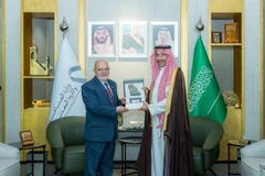 Một mối quan hệ bền chặt hứa hẹn những triển vọng kinh tế mới.