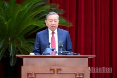 Tổng Bí thư Tô Lâm phát biểu khai mạc Hội nghị lần thứ 14 Ban Chấp hành Trung ương Đảng khóa XIII. (Ảnh: ĐĂNG KHOA)