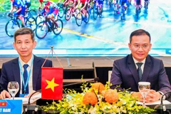 Cục trưởng Cục Thể dục thể thao Nguyễn Danh Hoàng Việt (bên trái) và Phó Cục trưởng Nguyễn Hồng Minh tại hội nghị.