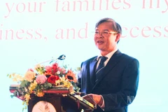 Ông Trương Cảnh Tuyên, Chủ tịch Ủy ban nhân dân thành phố Cần Thơ chúc mừng năm mới.