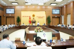Quang cảnh phiên họp sáng 17/10. (Ảnh: DUY LINH)