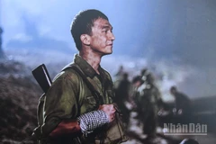 Những người lính sang sông về bờ Bắc.