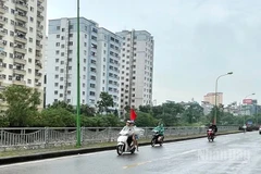 Dự báo khu vực Hà Nội chiều tối và đêm có mưa rào và dông vài nơi. (Ảnh minh họa: Đ.T)