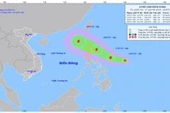 Bản đồ dự báo quỹ đạo và cường độ áp thấp nhiệt đới gần Biển Đông phát lúc 17giờ ngày 16/7/.