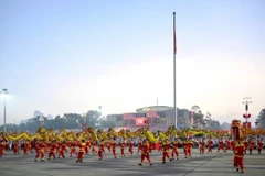 Khu vực Hà Nội sáng và đêm không mưa, rực rỡ kỷ niệm 80 năm Quốc khánh nước Cộng hòa Xã hội Chủ nghĩa Việt Nam. (Ảnh minh họa: Duy Linh)