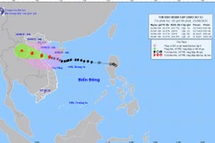 Bản đồ dự báo quỹ đạo và cường độ bão số 5 phát lúc 5 giờ ngày 25/8.
