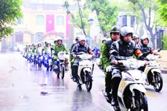 Công an Hà Nội ra quân mở đợt cao điểm tấn công, trấn áp tội phạm bảo vệ tuyệt đối Đại hội XIV của Đảng và Tết Nguyên đán Bính Ngọ. (Ảnh PHÚ KHÁNH)