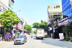 Các tuyến phố thương mại của Thổ Tang luôn tấp nập.