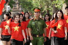 Trực tiếp sự kiện đi bộ trên toàn quốc "Cùng Việt Nam tiến bước"