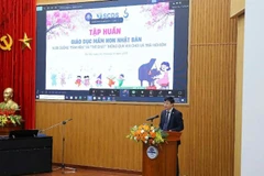 Phó Giáo sư, Tiến sĩ Nguyễn Văn Hiền, Bí thư Đảng ủy, Chủ tịch Hội đồng Trường đại học Sư phạm Hà Nội phát biểu tại chương trình.