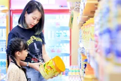 Vinamilk Optimum với 6 HMO được nhiều mẹ Việt tin dùng ngay khi vừa ra mắt. (Ảnh: NGUYỄN HOÀNG)