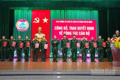 Tiếp tục điều động 56 sĩ quan chính quy bổ nhiệm giữ chức Chính trị viên phó Ban Chỉ huy quân sự các phường, xã tại Đà Nẵng.