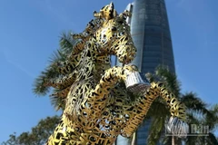 Linh vật ngựa độc đáo ghép tên 94 xã phường Đà Nẵng đón Tết 2026.