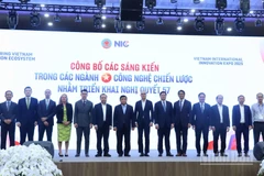 Các đại biểu tại diễn đàn. (Ảnh: HNV)