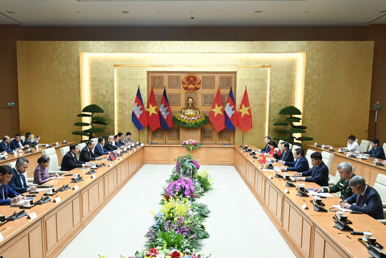 회의 장면. dsc-8662.jpg