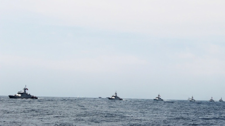 Đội hình tàu các nước trong lễ duyệt binh