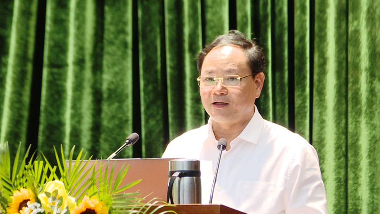 Thứ trưởng Bộ Tài nguyên và Môi trường Lê Minh Ngân: Cần sớm đưa Luật Đất đai 2024 đi vào cuộc sống và phát huy hiệu quả.