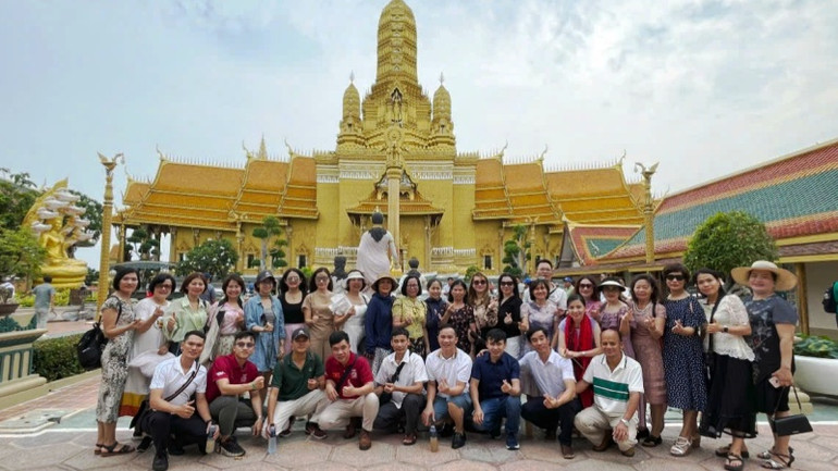 Người miền trung Việt Nam đi du lịch Thái Lan ngày càng đông.