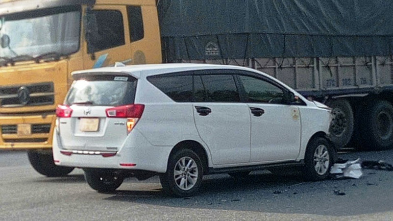 Vụ tai nạn xảy ra ngay phía bắc trạm thu phí Điện Bàn chiều 8/11 tại giao đường dân sinh với Quốc lộ 1A.