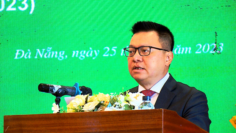 Đồng chí Lê Quốc Minh - Tổng Biên tập Báo Nhân Dân: Công ty In Báo Nhân Dân Đà Nẵng cần phát huy hơn nữa tinh thần đoàn kết, chủ động, sáng tạo và linh hoạt trong lãnh đạo, quản lý và điều hành đơn vị.