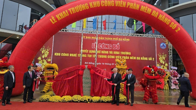 Chính thức đưa Khu công nghệ thông tin tập trung Công viên phần mềm Đà Nẵng số 2 (giai đoạn 1) đi vào hoạt động.