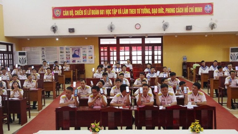 Cán bộ, chiến sĩ Vùng 2 Hải quân tích cực, hưởng ứng tham gia cuộc thi.