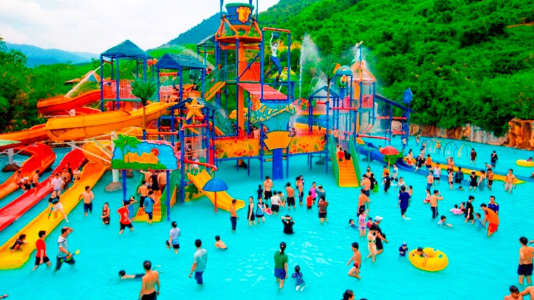 Công viên nước luôn là nơi hấp dẫn với trẻ em