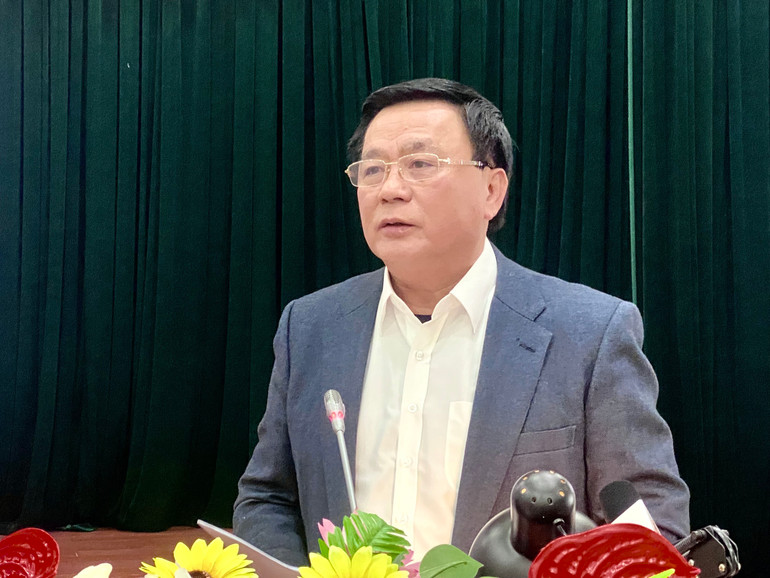 Đồng chí Nguyễn Xuân Thắng nhấn mạnh, tổng kết, đánh giá thành tựu, đúc rút kinh nghiệm 40 năm đổi mới, để khơi dậy niềm tự hào, niềm tin, bản lĩnh trí tuệ và quyết tâm thực hiện khát vọng phát triển đất nước.