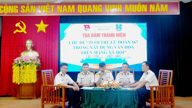 Tọa đàm thanh niên với văn hoá trên mạng xã hội.