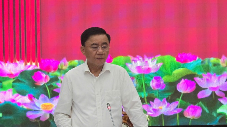 Đồng chí Trần Cẩm Tú phát biểu chỉ đạo tại hội nghị.