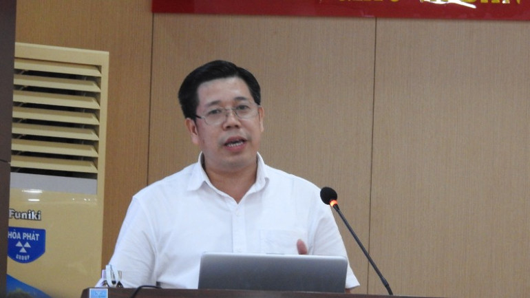 Tiến sĩ Lê Văn Phục chia sẻ kinh nghiệm trong lựa chọn chủ đề và xây dựng tác phẩm dự thi.