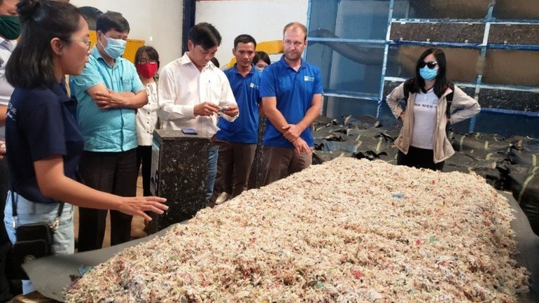 Chất thải nhựa có thể trở thành tài nguyên nếu có giải pháp công nghệ hiệu quả Chất thải nhựa có thể trở thành tài nguyên nếu có giải pháp công nghệ hiệu quả