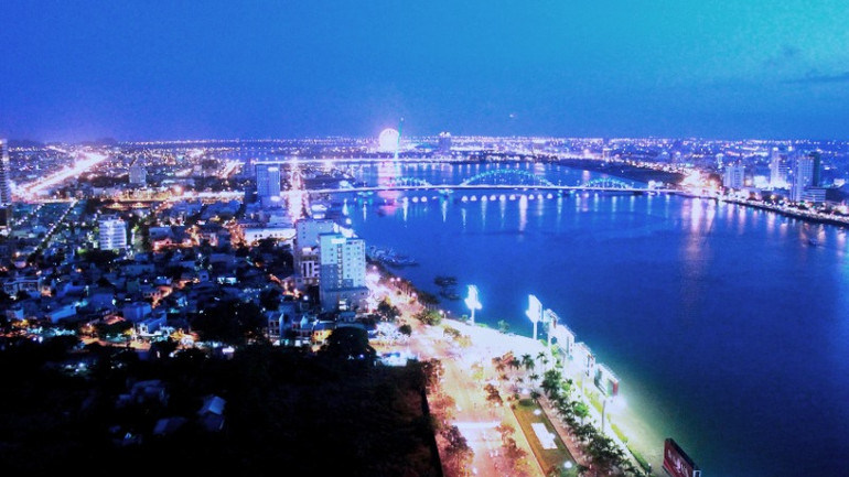 Đà Nẵng phấn đấu trở thành Trung tâm tài chính khu vực.