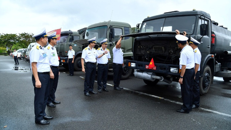 Phần thi bảo quản, giữ gìn xe máy tốt của các đơn vị.